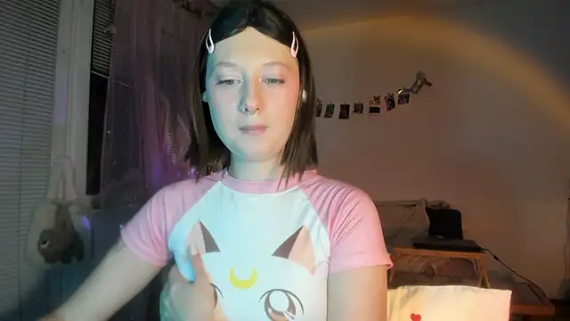 Jenny darling love online show from 2, 2, 2026