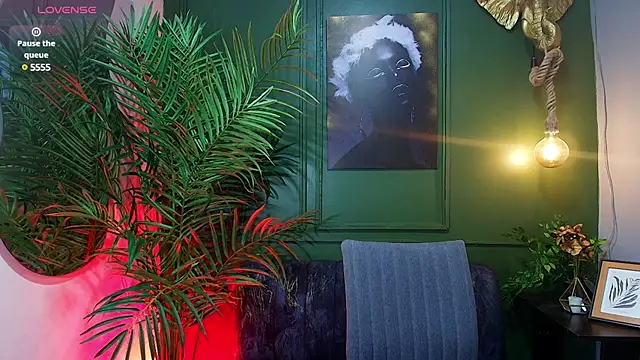 emilybaboo online show from 11, 3, 2025