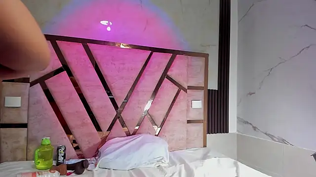 molly sweetee online show from 29, 11, 2025