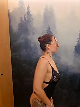 ladoucedu34 online show from 22, 3, 2026