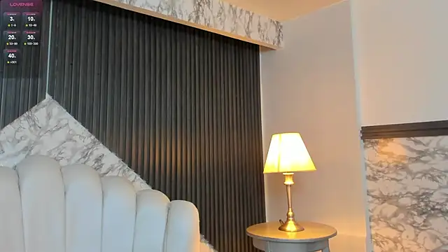 MeganDraco  online show from 25, 1, 2025