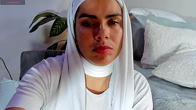 ClaraMariaMon online show from 31, 1, 2025