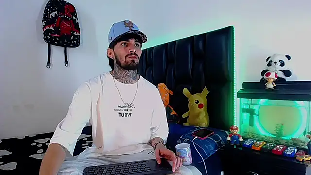 Brutal Sex Fucking online show from 20, 7, 2026