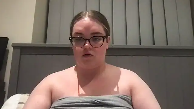 honeyyy24 online show from 7, 7, 2026