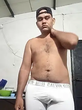 travieso2893 online show from 28, 9, 2025