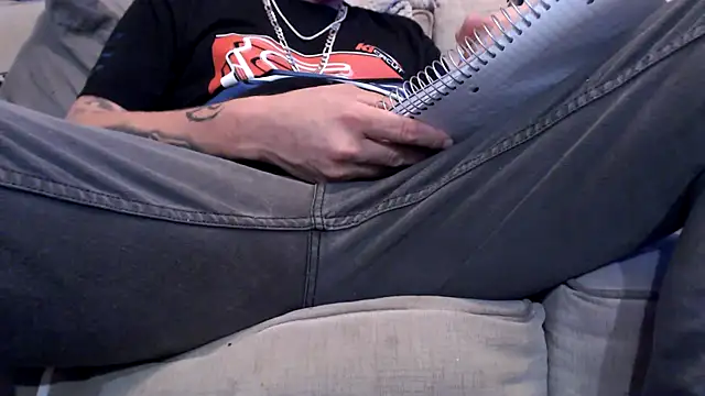 Snapshot of JohnnyKorrupt_ chatting on 13, 9, 2025 JohnnyKorrupt  online show from 13, 9, 2025
