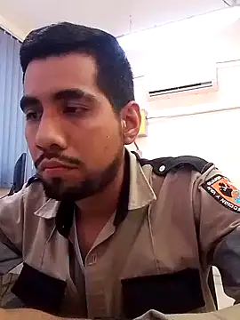 EnriquePersian197 online show from 6, 2, 2025