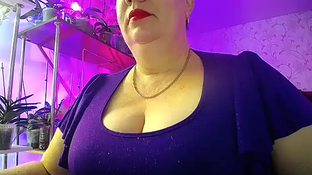 Snapshot of _Sweet_Woman chatting on 11, 11, 2025 Sweet Woman online show from 11, 11, 2025