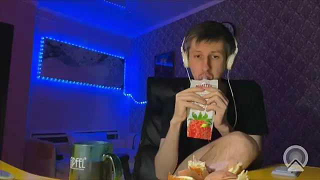 Snapshot of Aki-Laky chatting on 6, 2, 2026 Aki-Laky online show from 6, 2, 2026