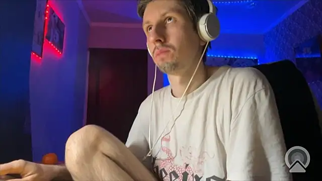 Snapshot of Aki-Laky chatting on 2, 3, 2026 Aki-Laky online show from 2, 3, 2026