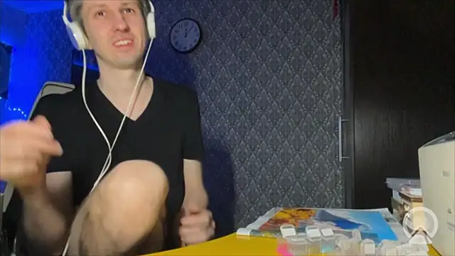 Snapshot of Aki-Laky chatting on 3, 3, 2026 Aki-Laky online show from 3, 3, 2026