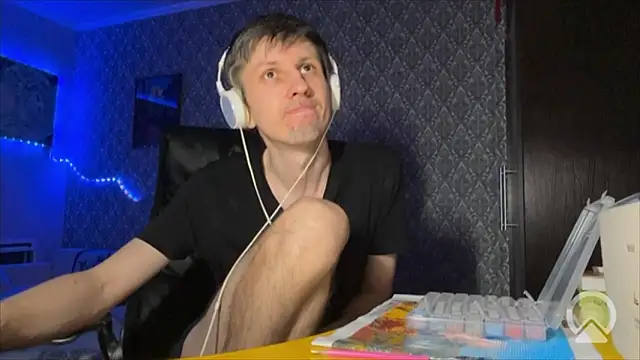 Snapshot of Aki-Laky chatting on 5, 3, 2026 Aki-Laky online show from 5, 3, 2026