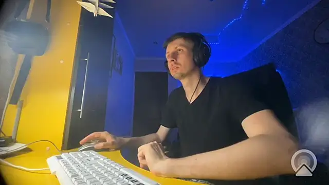 Aki-Laky online show from 10, 7, 2026
