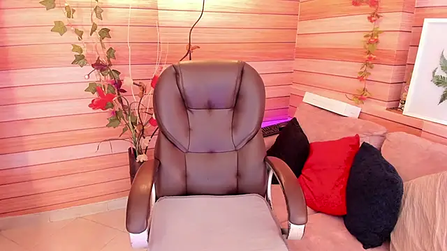 marien thomson  online show from 14, 3, 2025