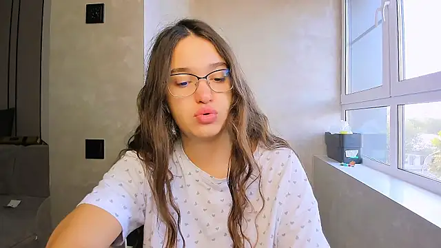 fancy bunny online show from 29, 9, 2025