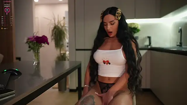 sexy sabotageee online show from 9, 6, 2026