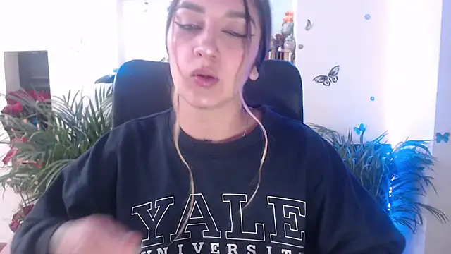 Lia-mitch online show from 30, 4, 2026