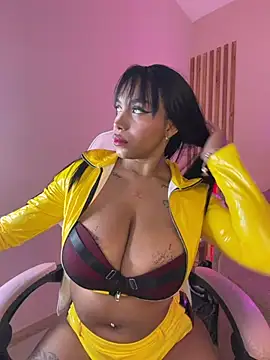 Snapshot of MadeleineSanez chatting on 22, 6, 2026 MadeleineSanez online show from 22, 6, 2026