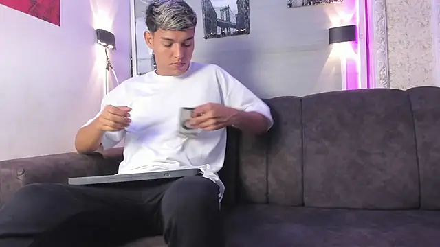 ryan carter08 online show from 2, 10, 2025