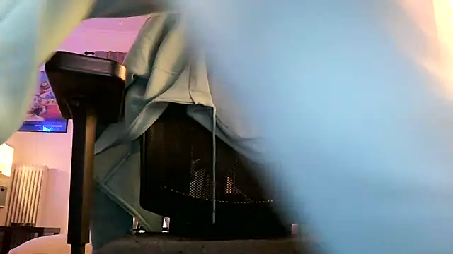 Snapshot of Bigone_uncut chatting on 29, 10, 2025 Bigone uncut online show from 29, 10, 2025