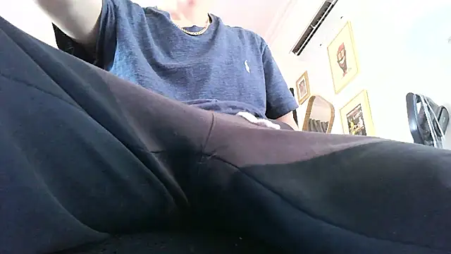 Snapshot of Bigone_uncut chatting on 10, 1, 2026 Bigone uncut online show from 10, 1, 2026