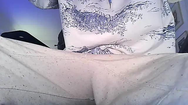 Snapshot of Bigone_uncut chatting on 5, 3, 2026 Bigone uncut online show from 5, 3, 2026