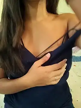 Snapshot of Meenakshi_ chatting on 13, 12, 2024 Meenakshi  online show from 13, 12, 2024