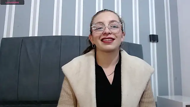  isaabellaa online show from 3, 1, 2025