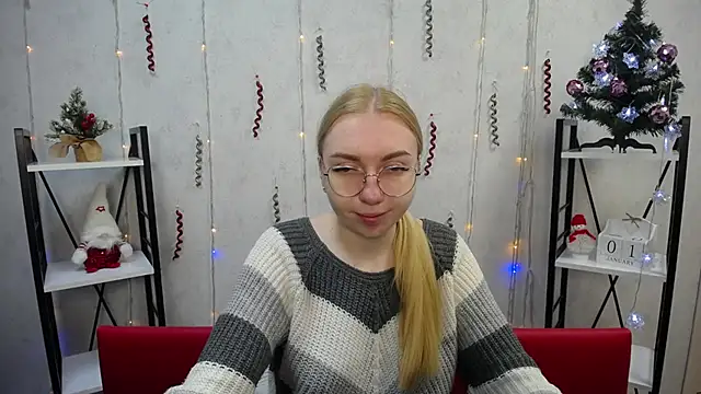 BeatriceFly online show from 3, 1, 2025