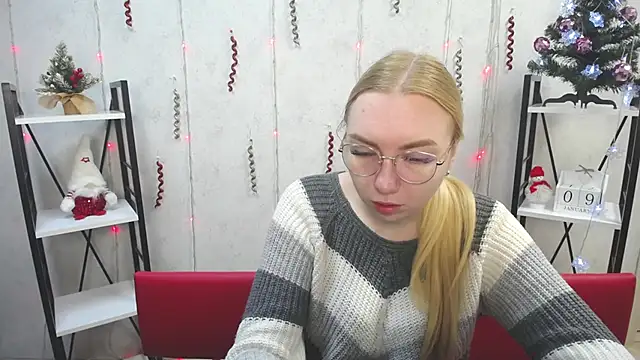 BeatriceFly online show from 9, 1, 2025