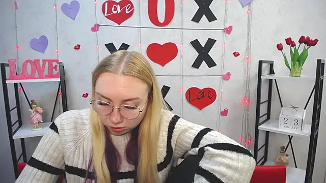 BeatriceFly online show from 23, 1, 2025