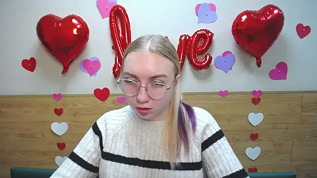 BeatriceFly online show from 26, 1, 2025