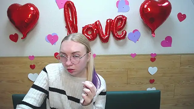 BeatriceFly online show from 26, 1, 2025