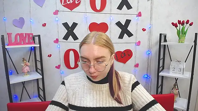 BeatriceFly online show from 23, 2, 2025