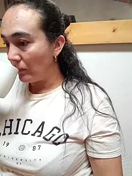 skayhot  online show from 14, 11, 2025