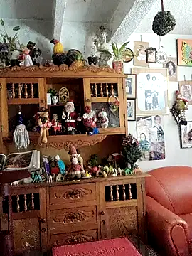 skayhot  online show from 17, 12, 2025