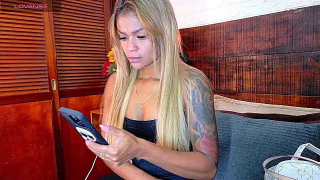 Celeste sanz online show from 13, 11, 2025