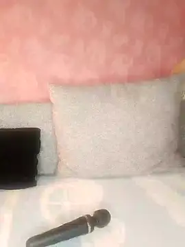 Snapshot of Cat_Sharisa chatting on 11, 2, 2025 Cat Sharisa online show from 11, 2, 2025