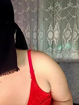 Snapshot of Cat_Sharisa chatting on 12, 1, 2026 Cat Sharisa online show from 12, 1, 2026