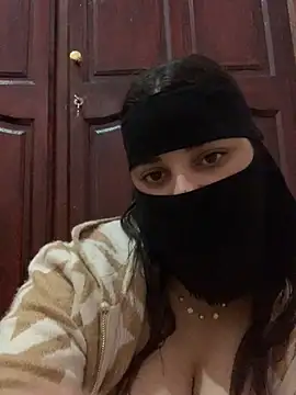 Miss-Soka online show from 3, 1, 2025