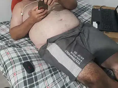 mfreitas005 online show from 13, 2, 2025