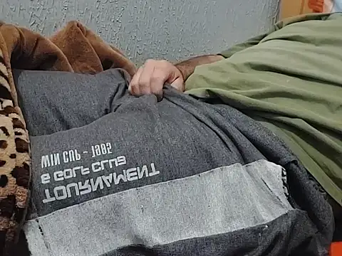 mfreitas005 online show from 7, 11, 2025