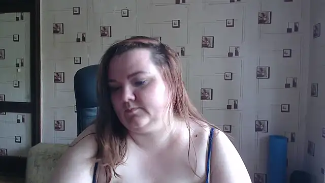 Snapshot of TasyaBigTTs chatting on 18, 5, 2026 TasyaBigTTs online show from 18, 5, 2026