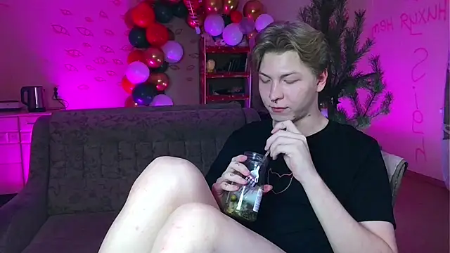 TheMikeSever online show from 4, 1, 2025