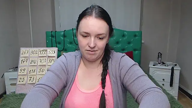 IsabelBlackberry online show from 30, 1, 2025