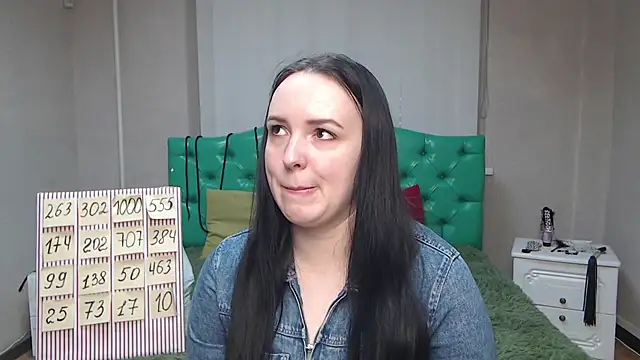 IsabelBlackberry online show from 9, 2, 2025