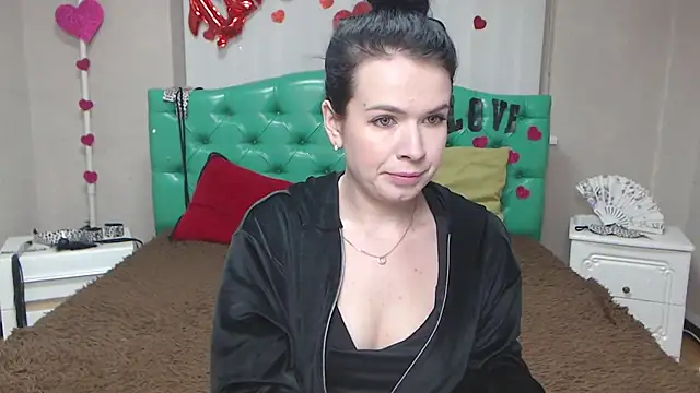 JasmineKouch online show from 17, 1, 2026