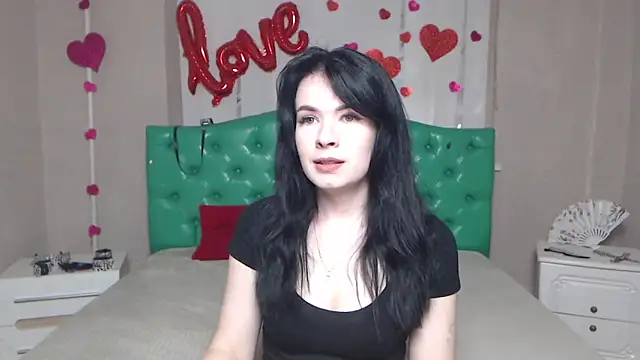 JasmineKouch online show from 16, 4, 2026