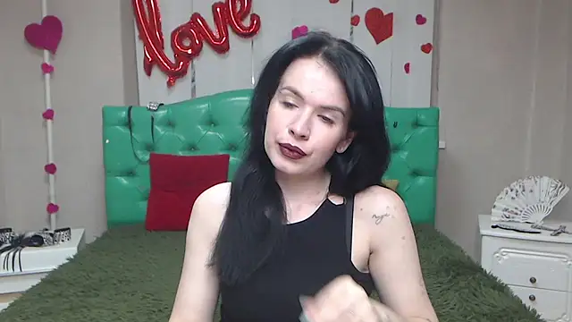 JasmineKouch online show from 6, 5, 2026