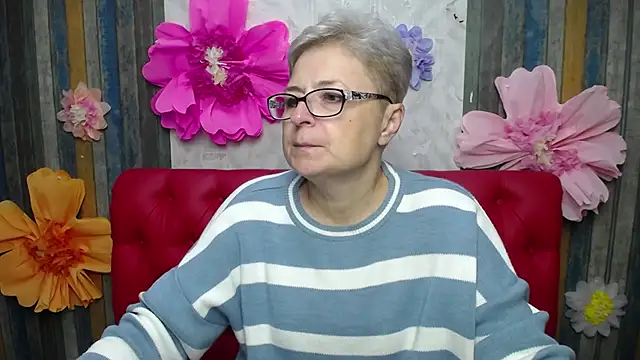 EmiliaGree online show from 17, 10, 2025